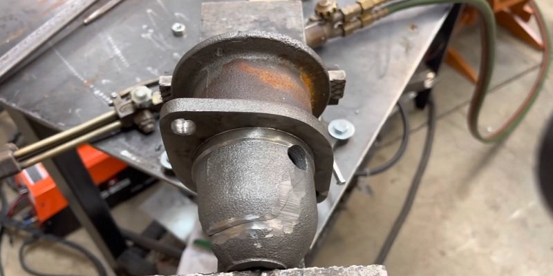 How to Weld Cast Iron With a Mig Welder